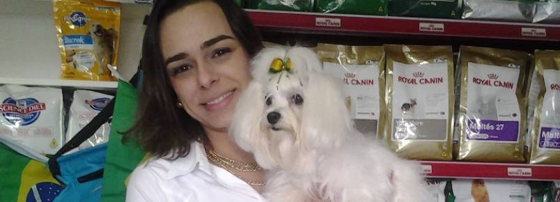 Bebel recebeu Hidratação de Argan na Clinvet.