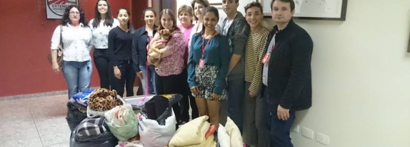 Umuarama: Campanha do curso de Moda arrecada cobertores para animais da Saau