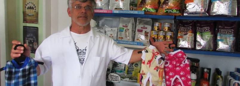 Dr. Hélio, da Bichos e Plantas, tem mais roupinhas Baby Pet Wear