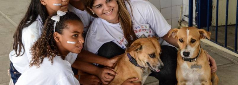 Alunos da Escola Antonio Heráclio expõem trabalhos sobre cuidados com os animais e o meio ambiente