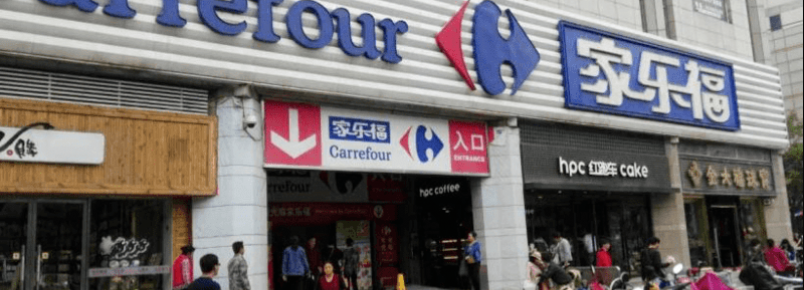 Supermercado europeu Carrefour  pego vendendo carne de cachorro na China