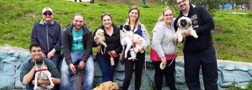 Domingo foi dia de Cãominhada na Vila Prudente, em São Paulo