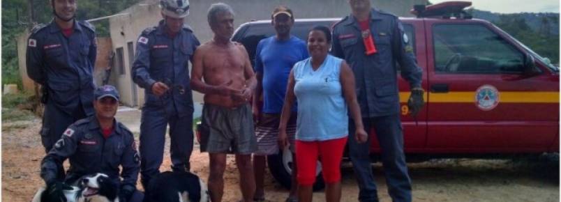 Cães do Corpo de Bombeiros salvam idoso em mata de Ribeirão das Neves