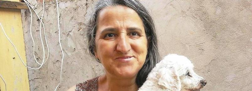 Os animais de dona Vera precisam de um novo lar.