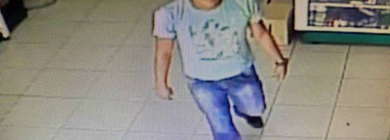 Homem abandona 5 filhotinhos em pet shop de João Monlevade (MG)
